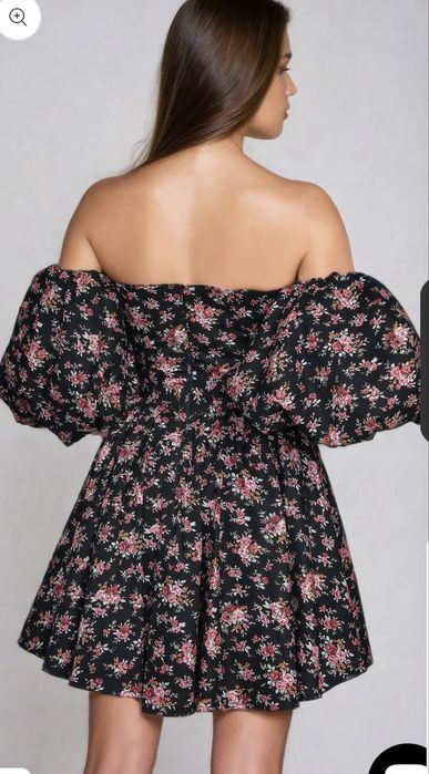 Рокля с флорални мотиви 55 евро промо цена до 11.03