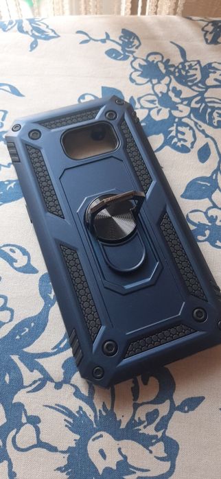 Продам чехол на самсунг S7