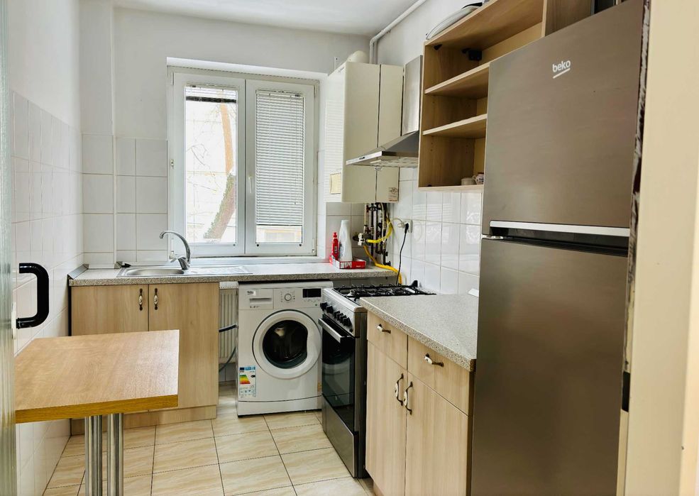 Proprietar, inchiriez apartament central, langa Prefectura / medicina