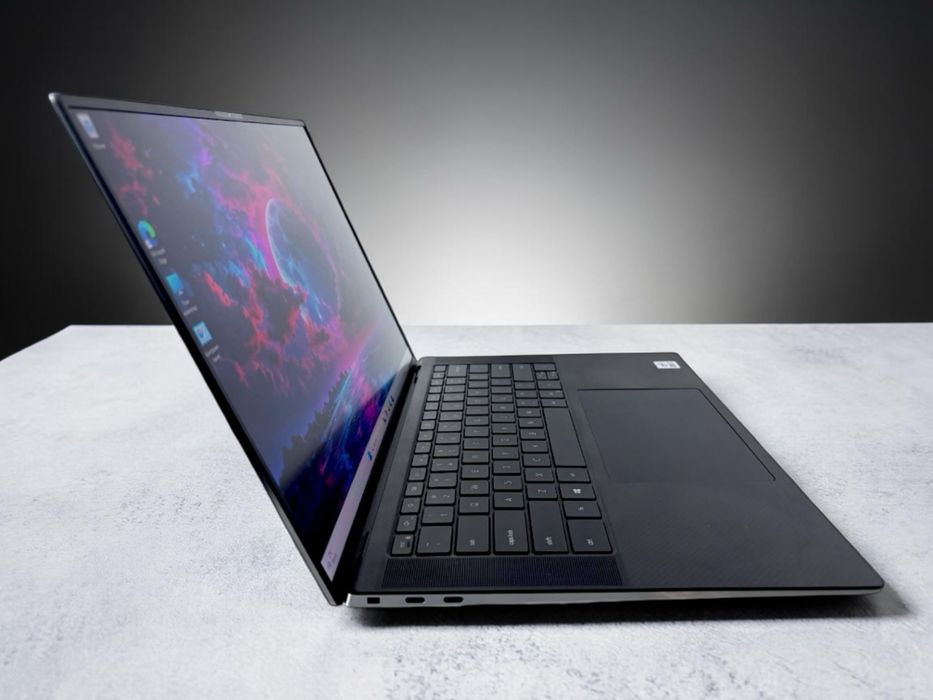 Лаптоп DELL Precision 5550 15.6" WUXGA i7-10750H 16RAM 512SSD Quadro T1000 Гаранция!