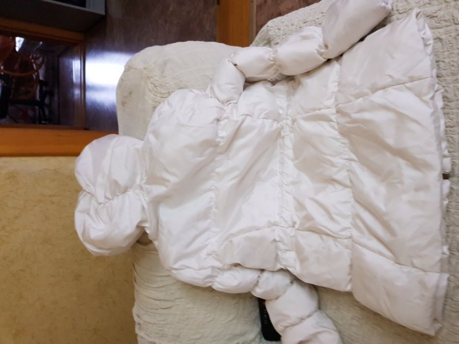 Продам курточки.