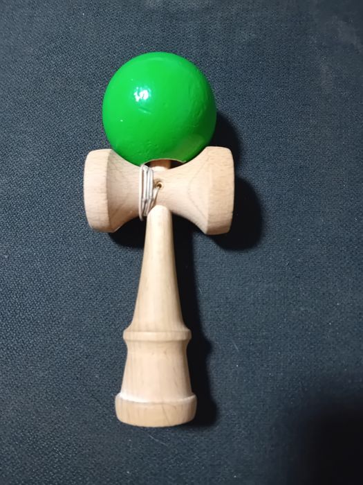Vand kendama.               .