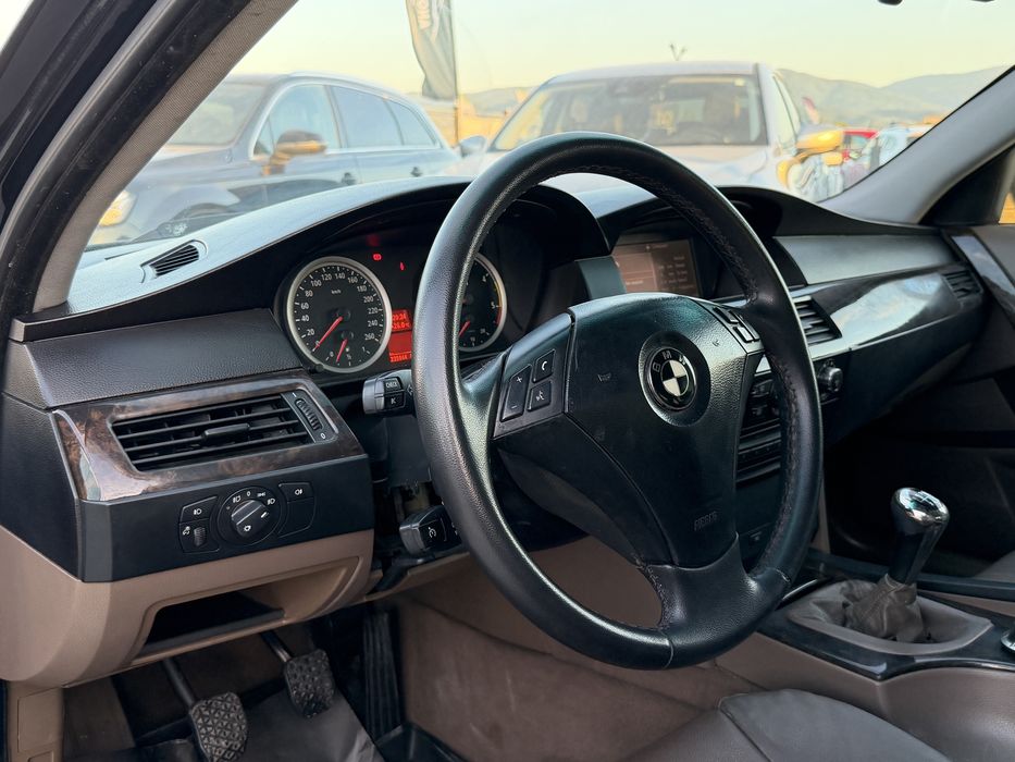BMW 530 D* РЪЧКА* 2006г* M pack* Топ Състояние* Регистриран*