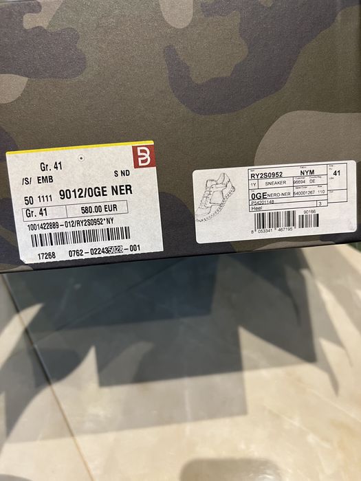 Valentino Garavani Оригинал!  41