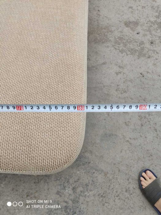 Продам Диван б/у