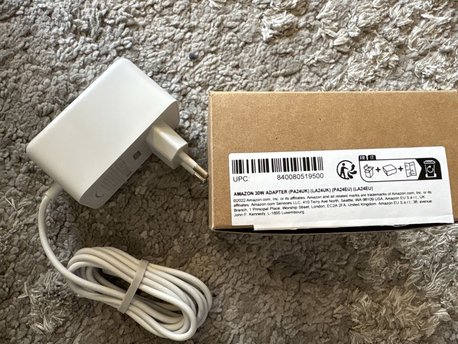 30W Amazon адаптер / зарядно – ново