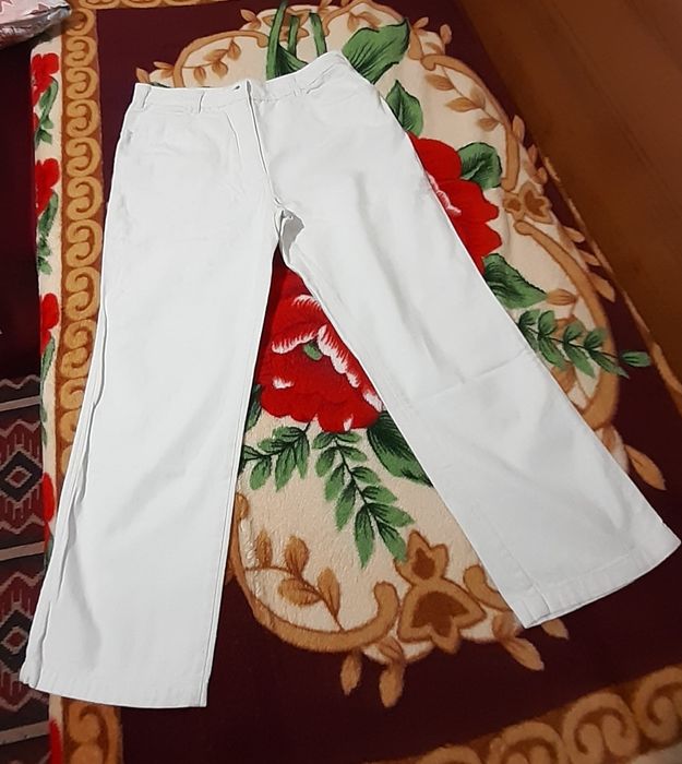 Дамски дънков панталон-40 размер