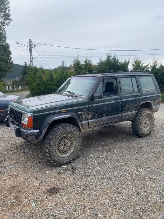 Jeep xj 4.0 dezmembrez