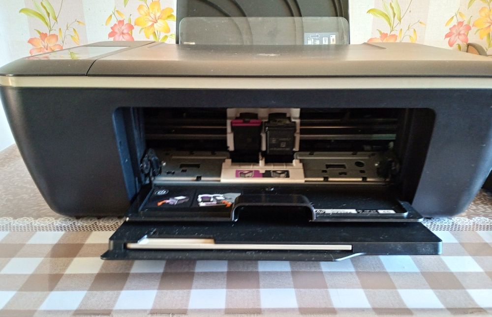 Продам принтер HP 2520