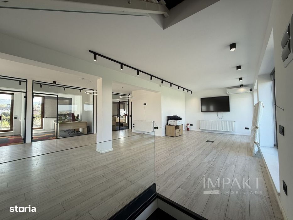 Spatiu de birouri dispus pe 2 niveluri , 225 m2 , Borhanci