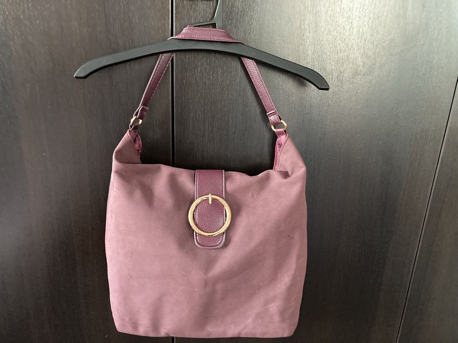 Лот дамски чанти от 10 до 70 лв.