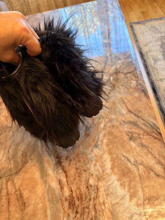 Bocanci de piele cu blana!Marimea 38