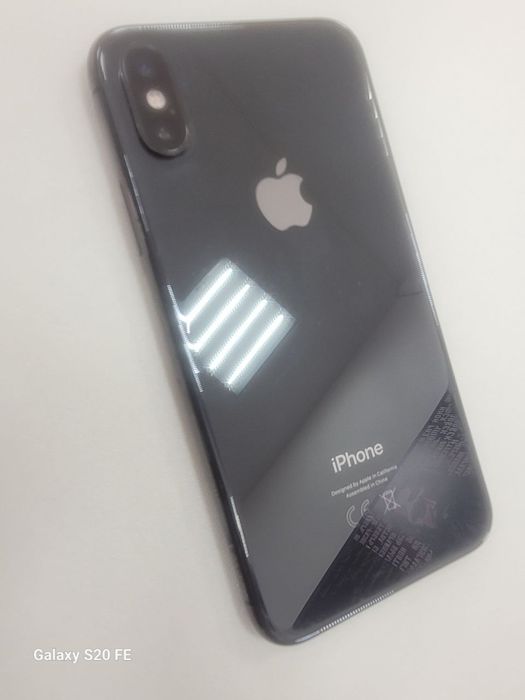 iPhone XS в отличном состоянии