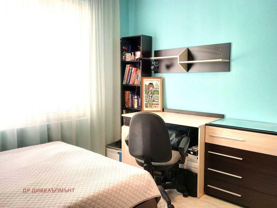 Продава се Тристаен апартамент в София, Банишора - 80 кв.м за 2988 €/кв.м - Снимка #12