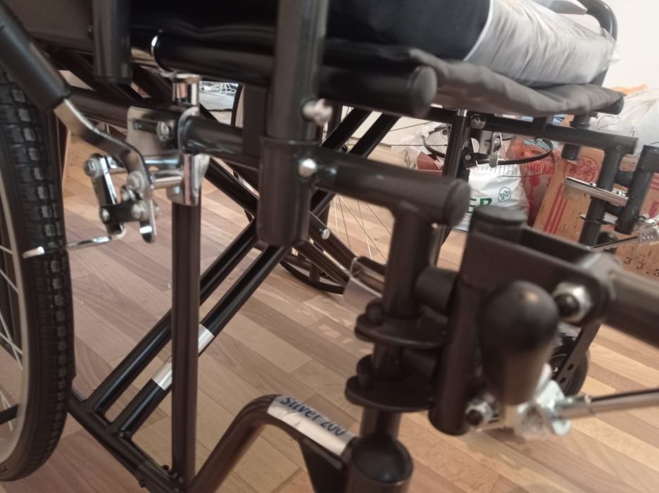 Инвалидное кресло