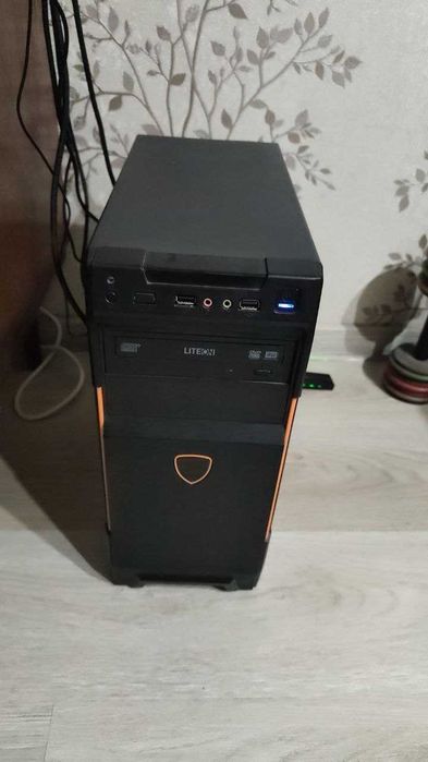продается i5-4460/H81, RAM 6 ГБ DDR III, SSD 120 ГБ. HDD 500Gb