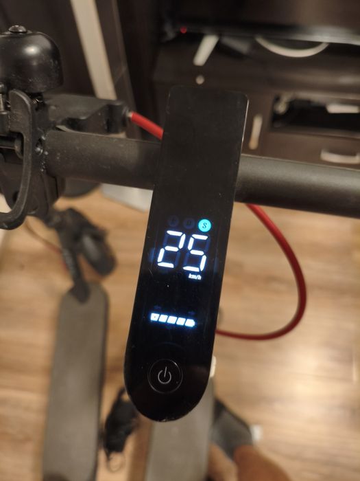 Trotinete electrice Xiaomi 4,4ultra,5