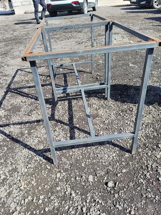 Столы 20 штук, высота 71.5, 75/60