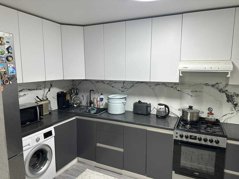 Продается 2 комнатная на Юбилейном