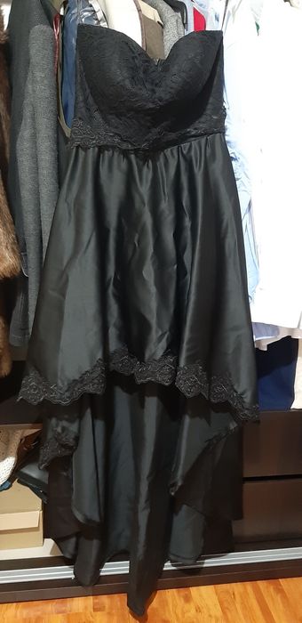 Rochii ocazie, de seara, asimetrice cu trena