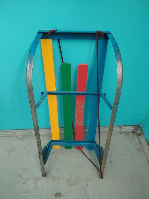 Продам санки детские