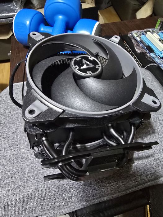 ARCTIC Freezer 34 eSports DUO tower CPU cooler.