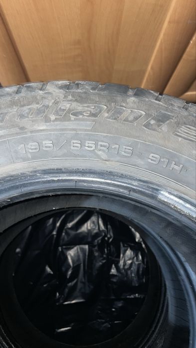 Продам комплект летней резины, откатала сезон