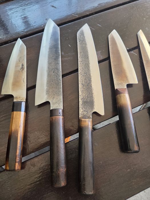 Cutite de bucatarie lucrate manual