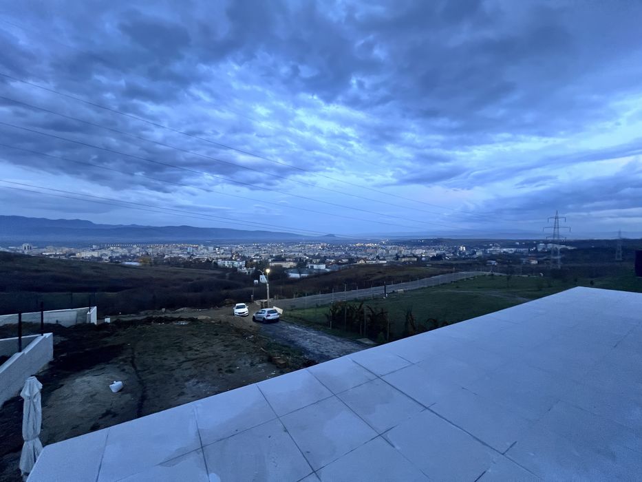 Casa nou construita de vanzare, proprietate premium, utilata/mobilata