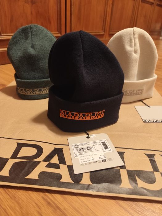 căciulă Napapijri Farae din acril 100% doar pe bej mai este