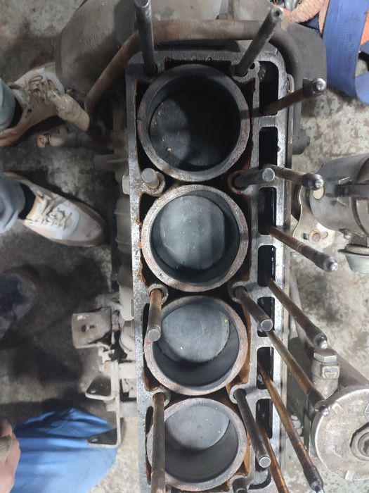 Продам двигатель