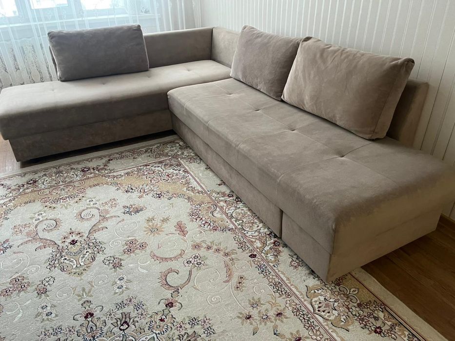 Продам угловой диван