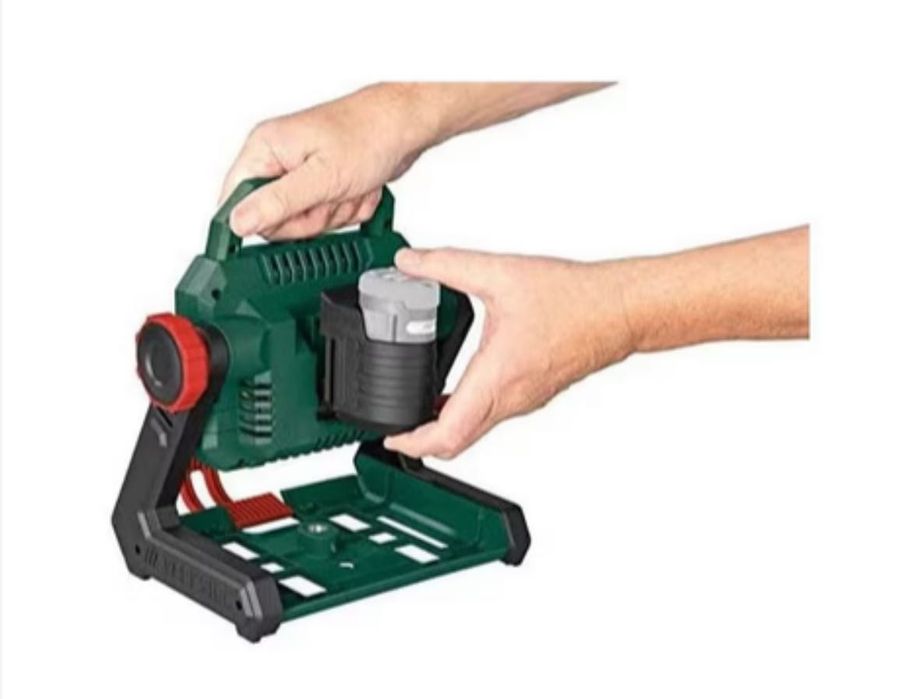 Reflector cu LED portabil Parkside 12V/20V (NOU)