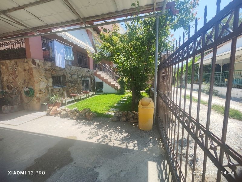 ПРОДАВА ! Самостоятелна къща в Паралия Офринио