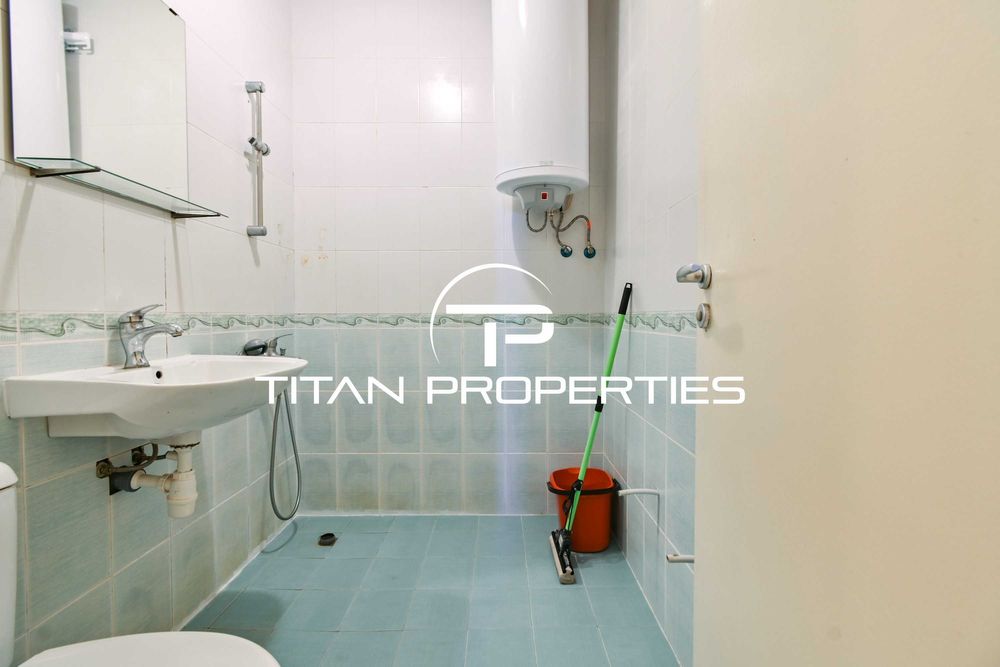 Дава се под наем Тристаен апартамент в София, Лозенец - 120 кв.м за 899 € - Снимка #13