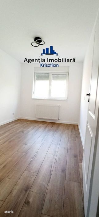 Apartament cu 3 camere de vânzare zona străzii Careiului