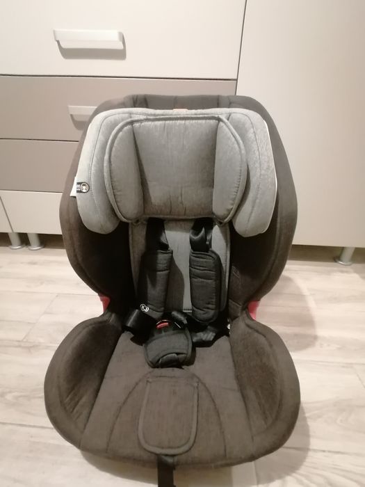 Vand scaun auto/masina cu Isofix Kinderkraft  9-36Kg