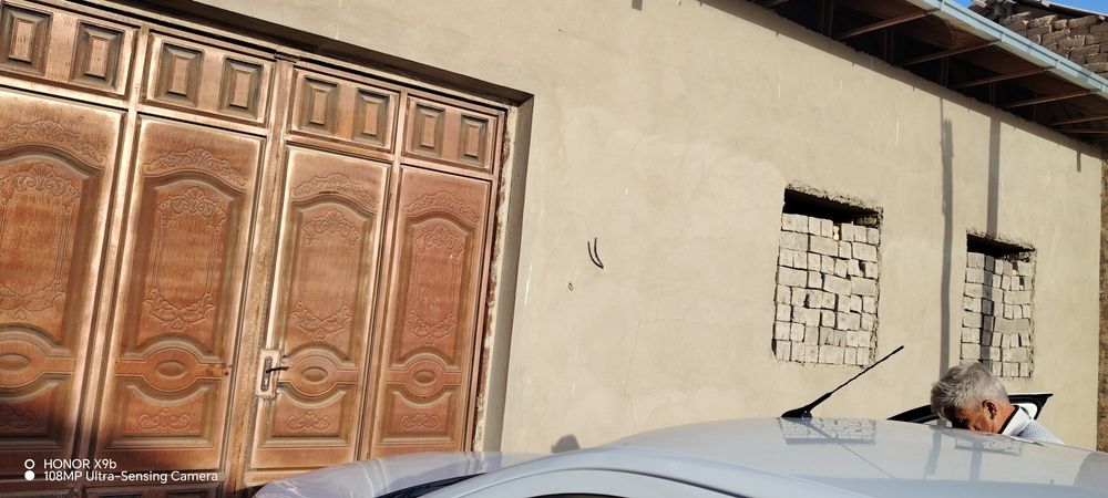 Тахтапулдан Ярим битган уй сотилади