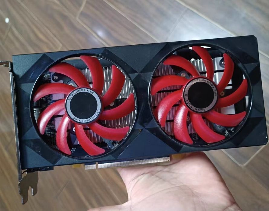 RX 560 + RX 570 (4GB)