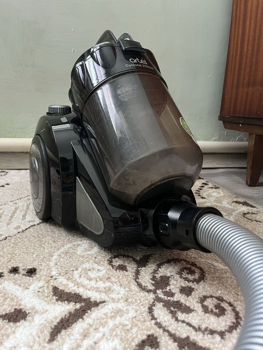 Пылесос Artel Cyclone 2000W