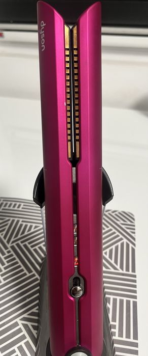 Dyson преса за коса