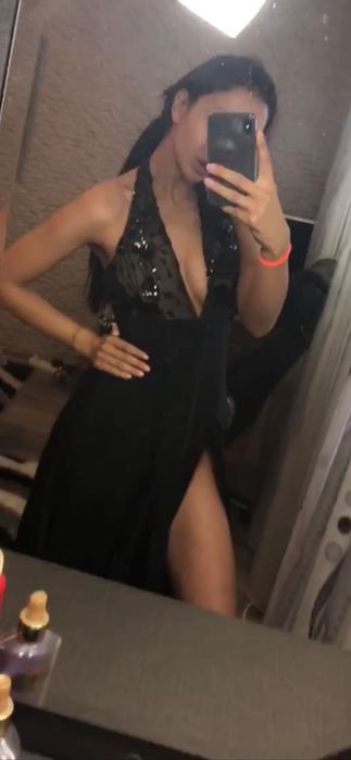 Бална рокля с пайети