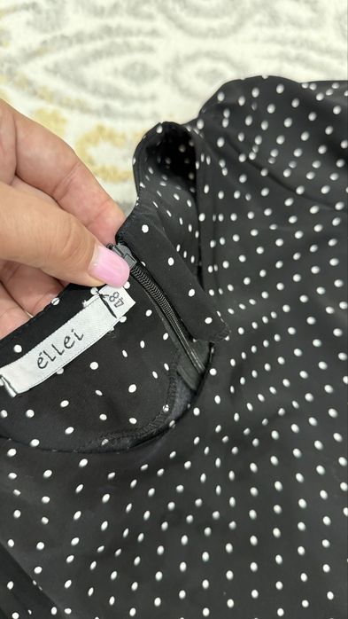 Продам платье  в отличном состоянии 48 размер