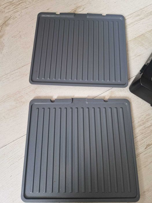 Grill electric in stare foarte buna