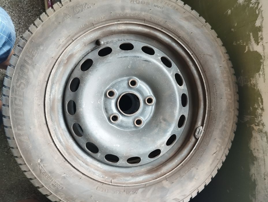 Гуми с джанти за VW