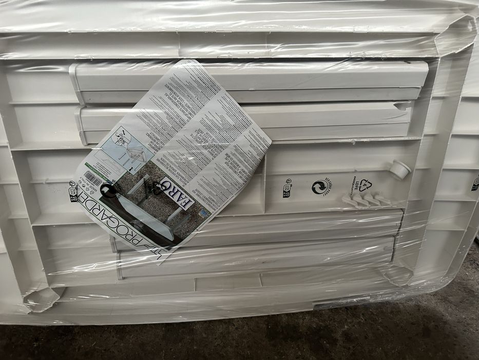 Пластмасова маса градинска или за къмпинг