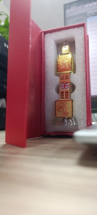 Продаётся сувенир Биг-Бен 12 см, с подсветкой, пишите, звоните, телегр