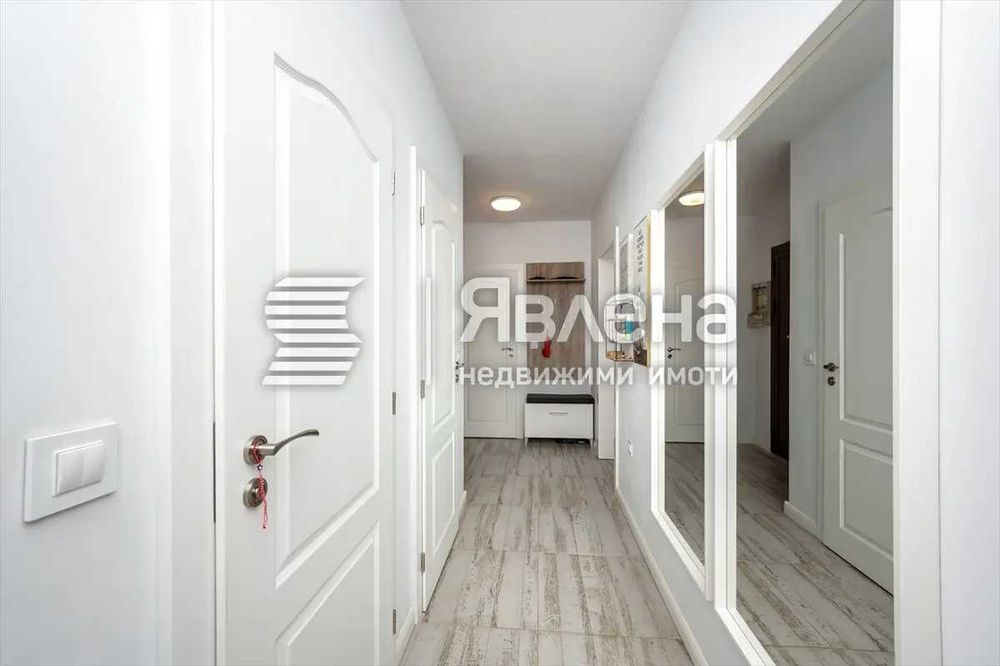 Дава се под наем Тристаен апартамент в София, Център - 100 кв.м за 977.16 € - Снимка #13