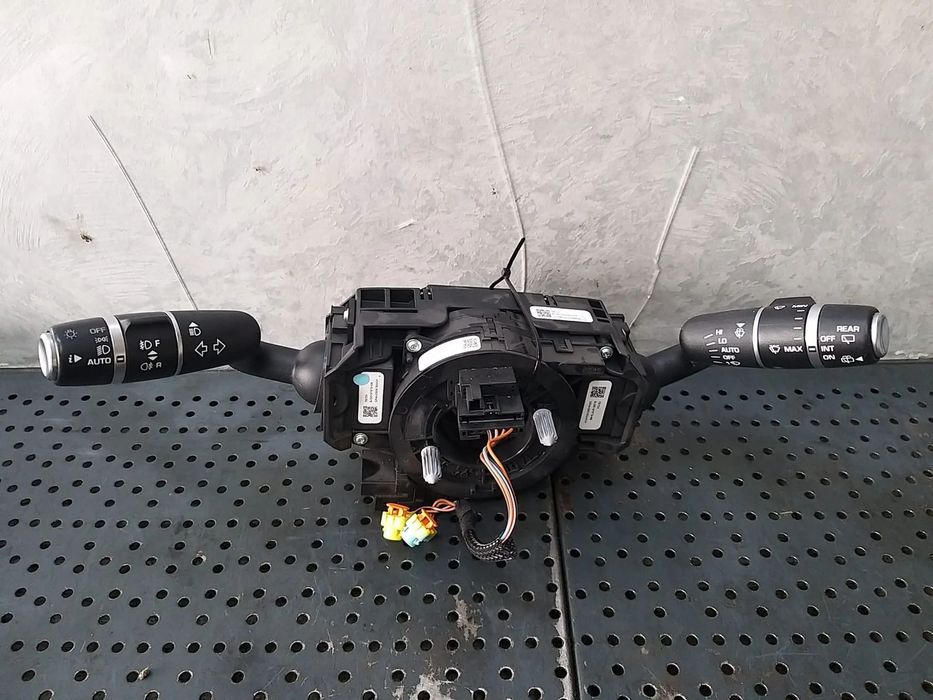 Bloc manete semnalizare stergator parbriz spirala volan land rover range rover evoque l538 bj323f973bb