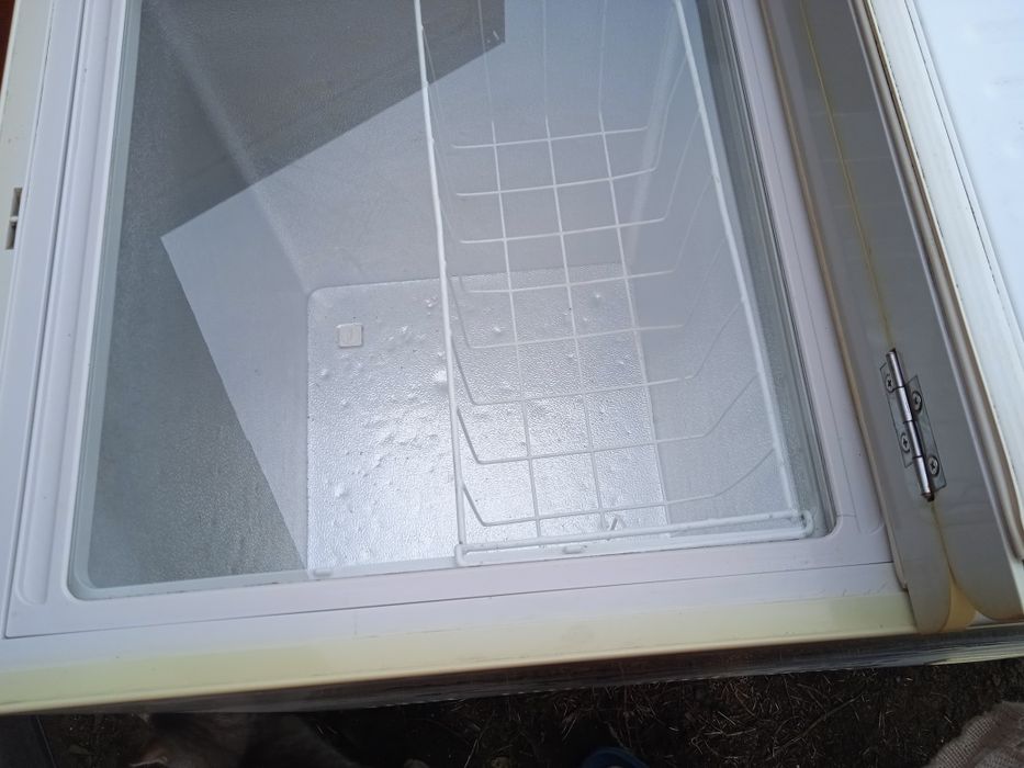 Ларь морозильная